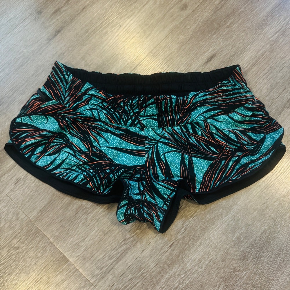 Lululemon Speed Up Low-Rise Lined Shorts 2" Teal Black Tropical Palm Print